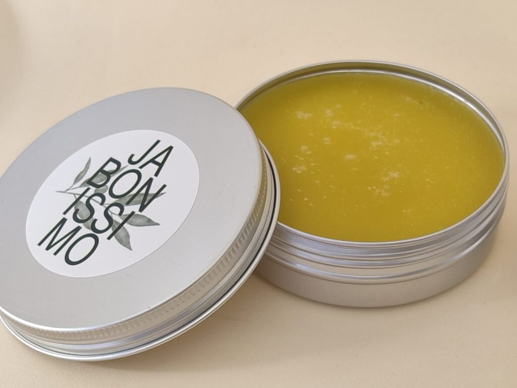 bota de crema corporal abierto marca jabonissimo